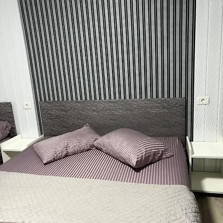 Pensión Poporului House *